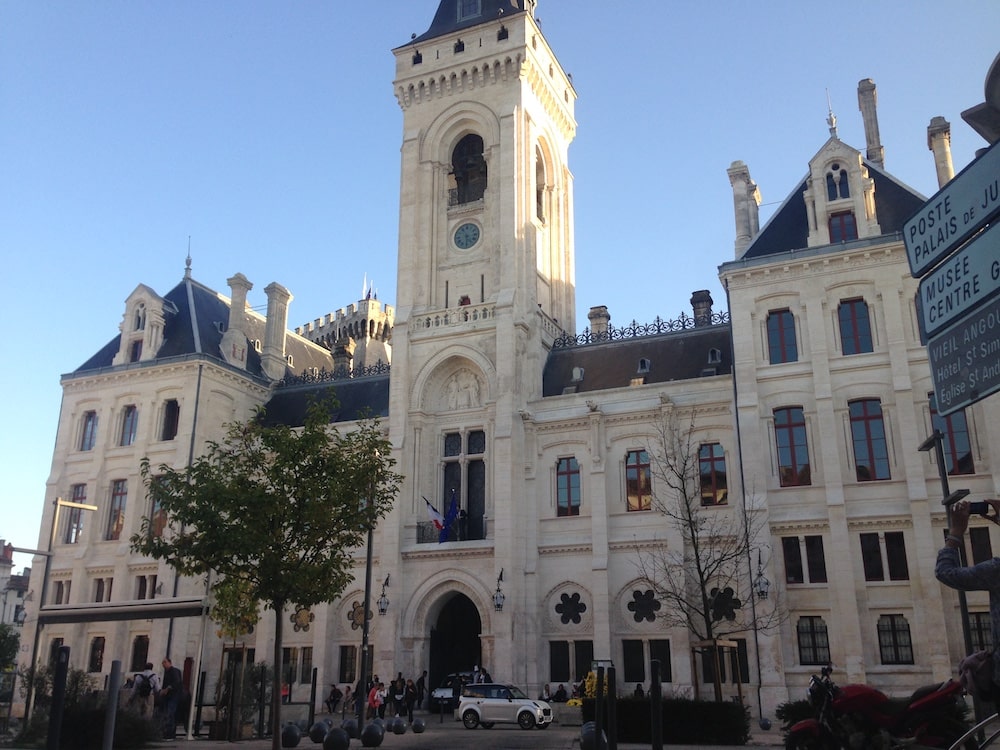 Angouleme_Hotel_de_ville