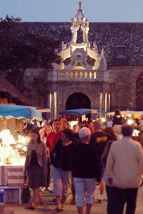 Marché nocturne de Carnac