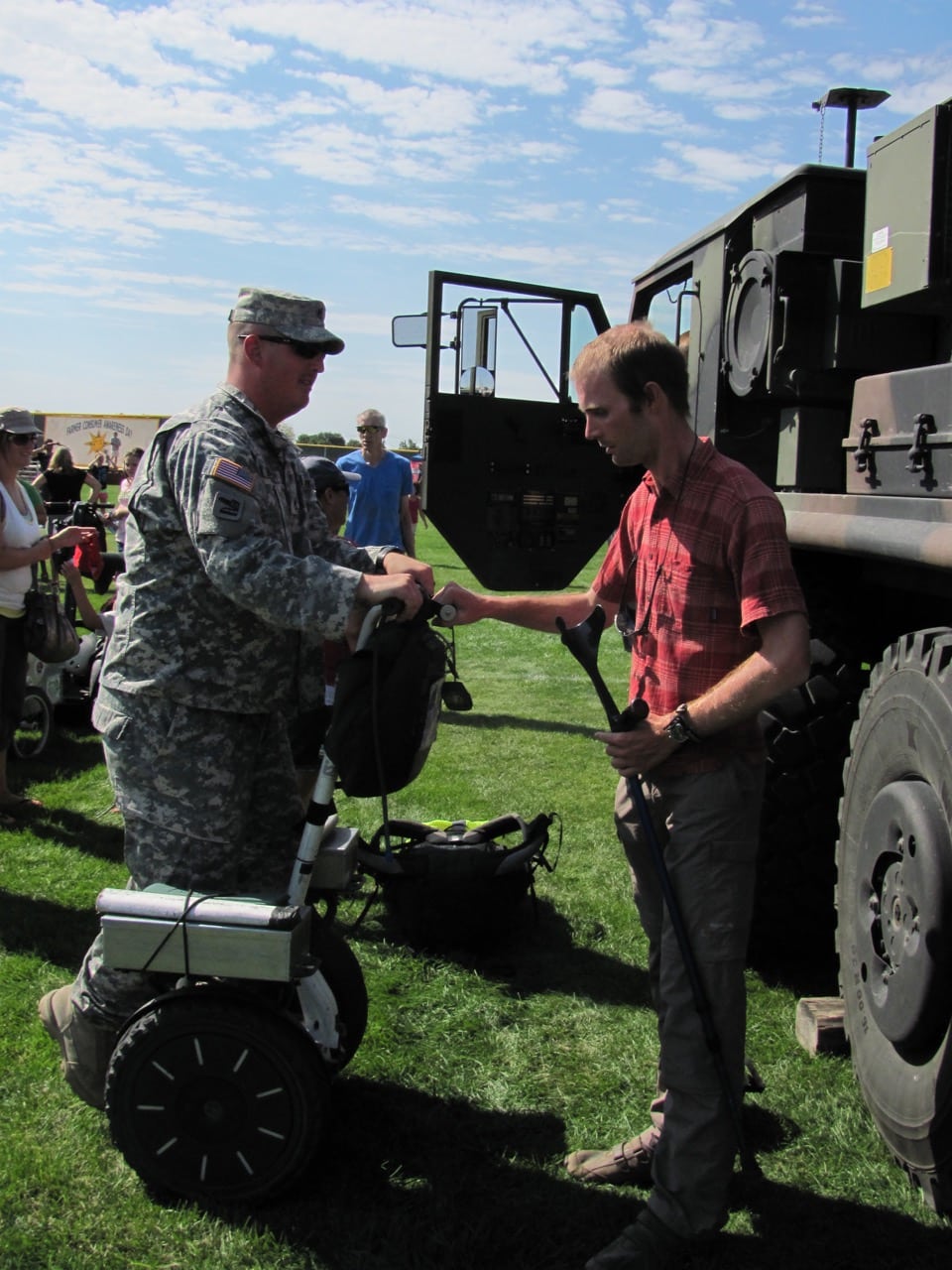 Rencontre avec des militaires gyropode Segway