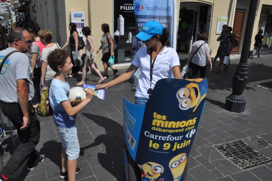 opération communication Les Minions Nice