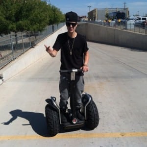Justin Bieber s'éclate en Segway