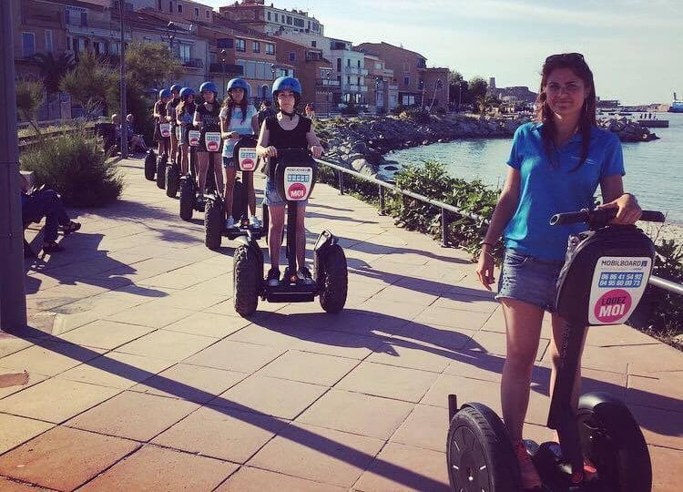 Mobilboard Ile Rousse activites entre filles