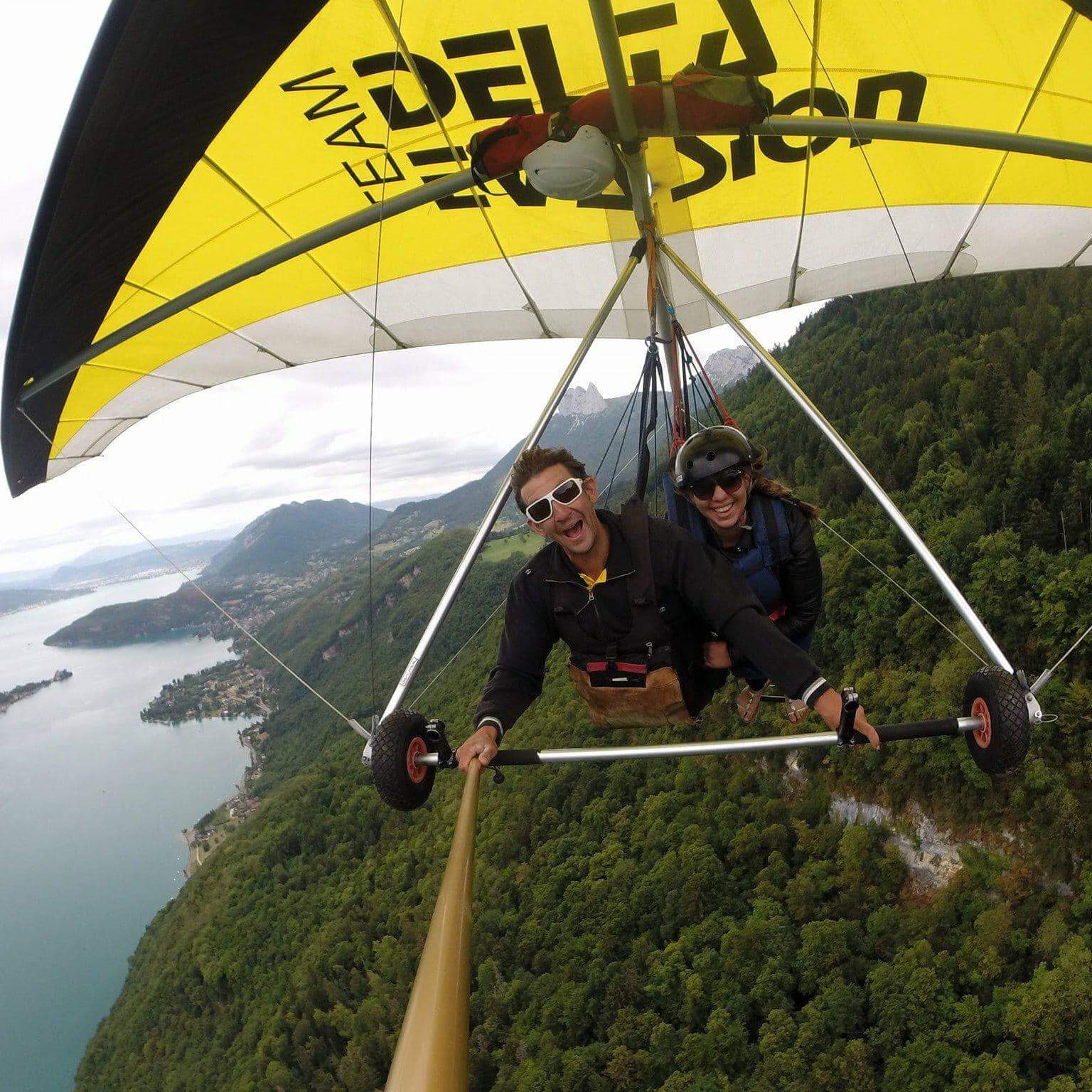 Faire du parapente EVJF à Annecy