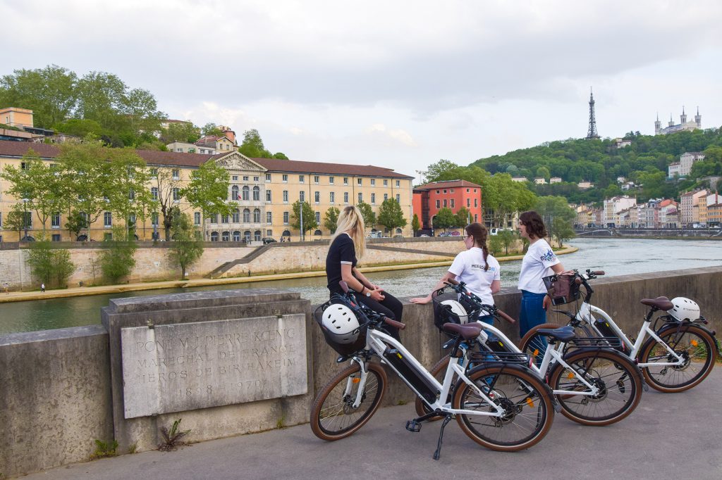 Visiter Lyon : flâner à vélo électrique sur les rives de Saône