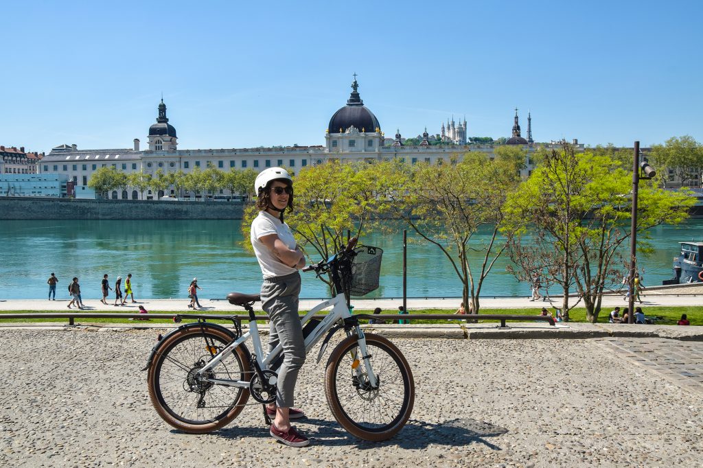 Guide lors de votre visite guidée de lyon en vélo électrique