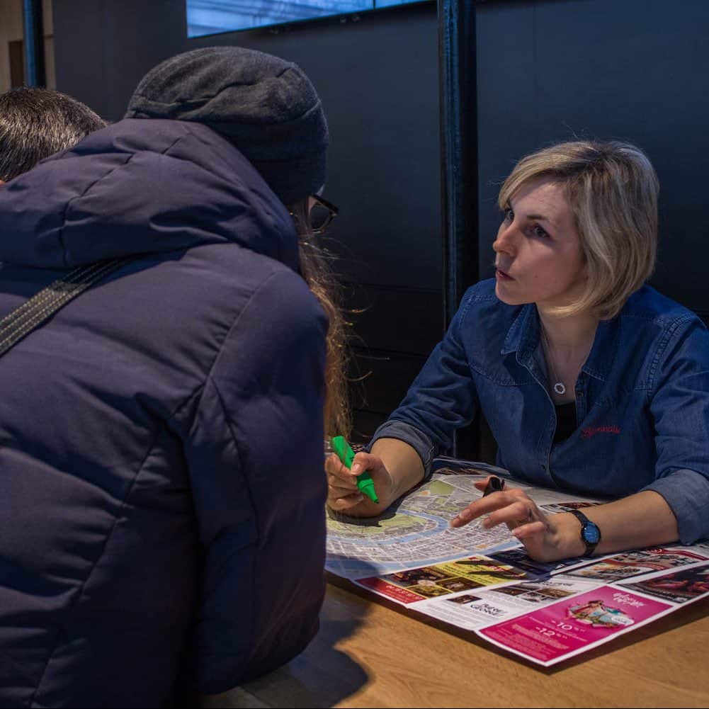 Pavillon OnlyLyon : office du tourisme lyon place bellecour