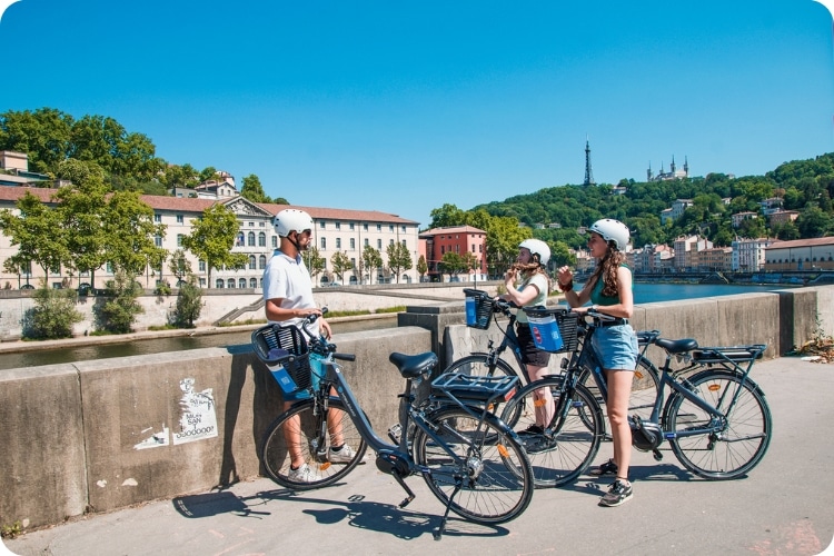 activites-vacances-lyon-visite-guidee-velo