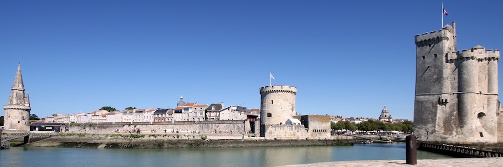 @crédit photo Mobilboard La Rochelle Les tours emblématiques de La Rochelle