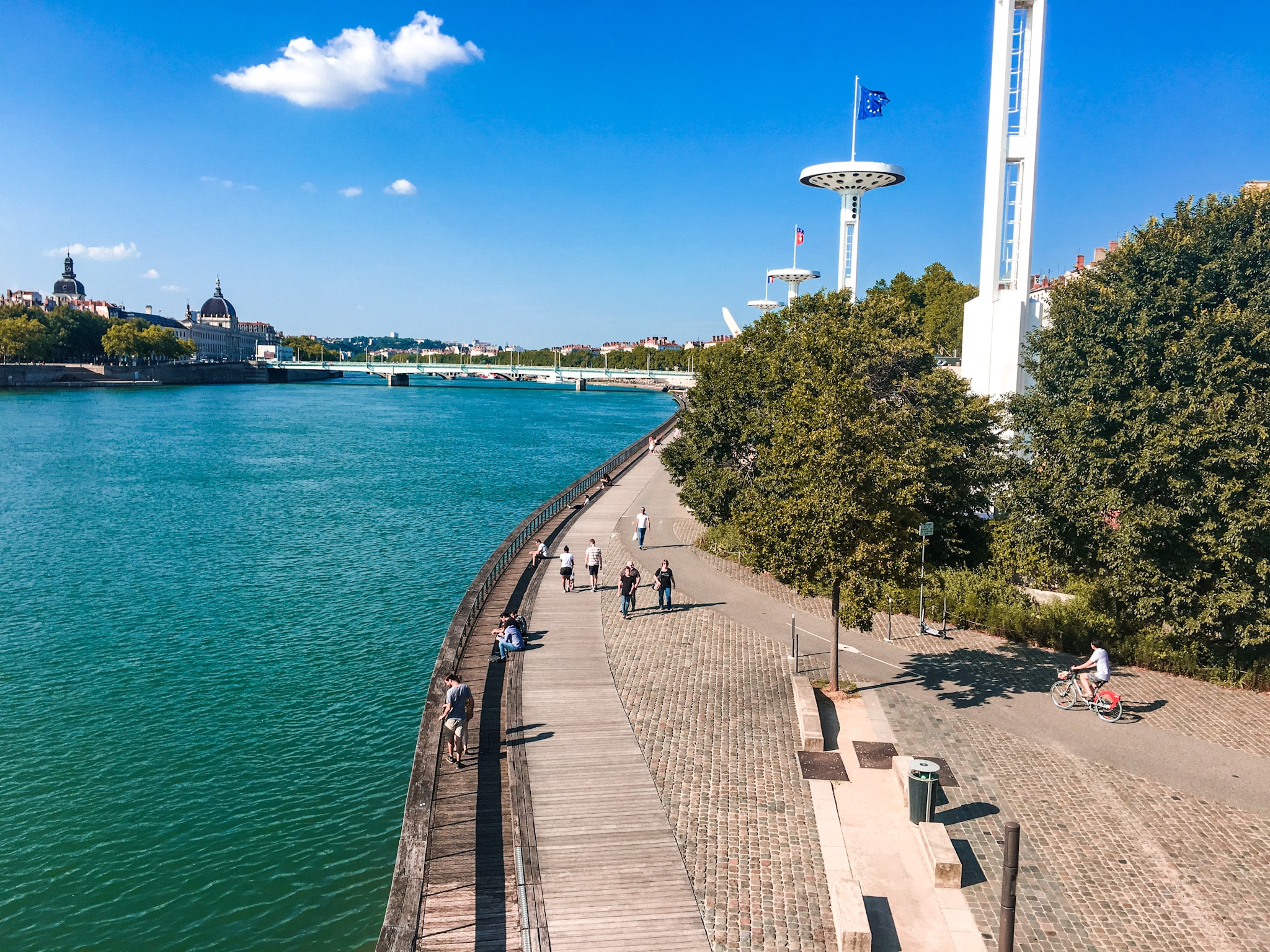 decouvrir-lyon-automne-berges-du-rhone-04