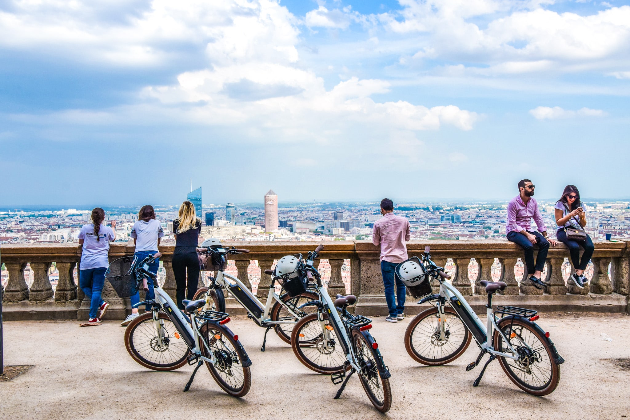visite-guide-lyon-velo-electrique-mobilboard-02