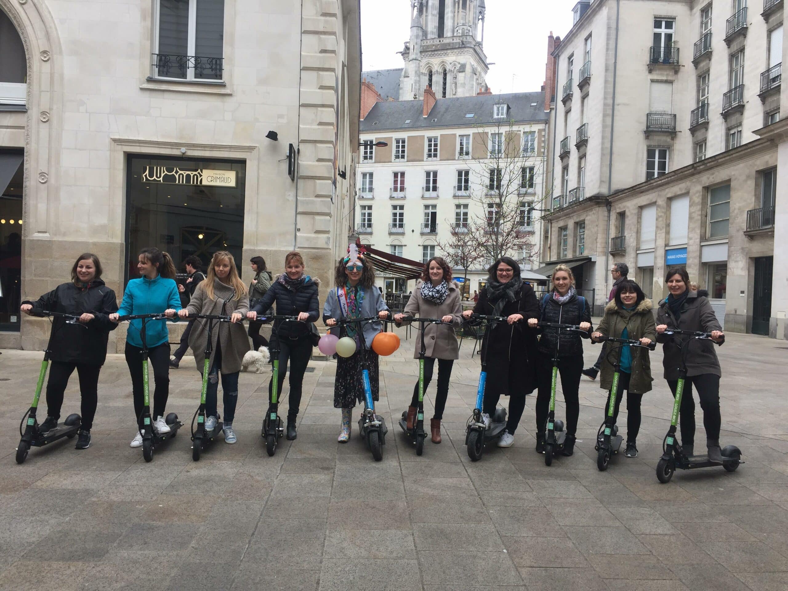 Enterrement de vie de jeune fille balade en trottinette Nantes