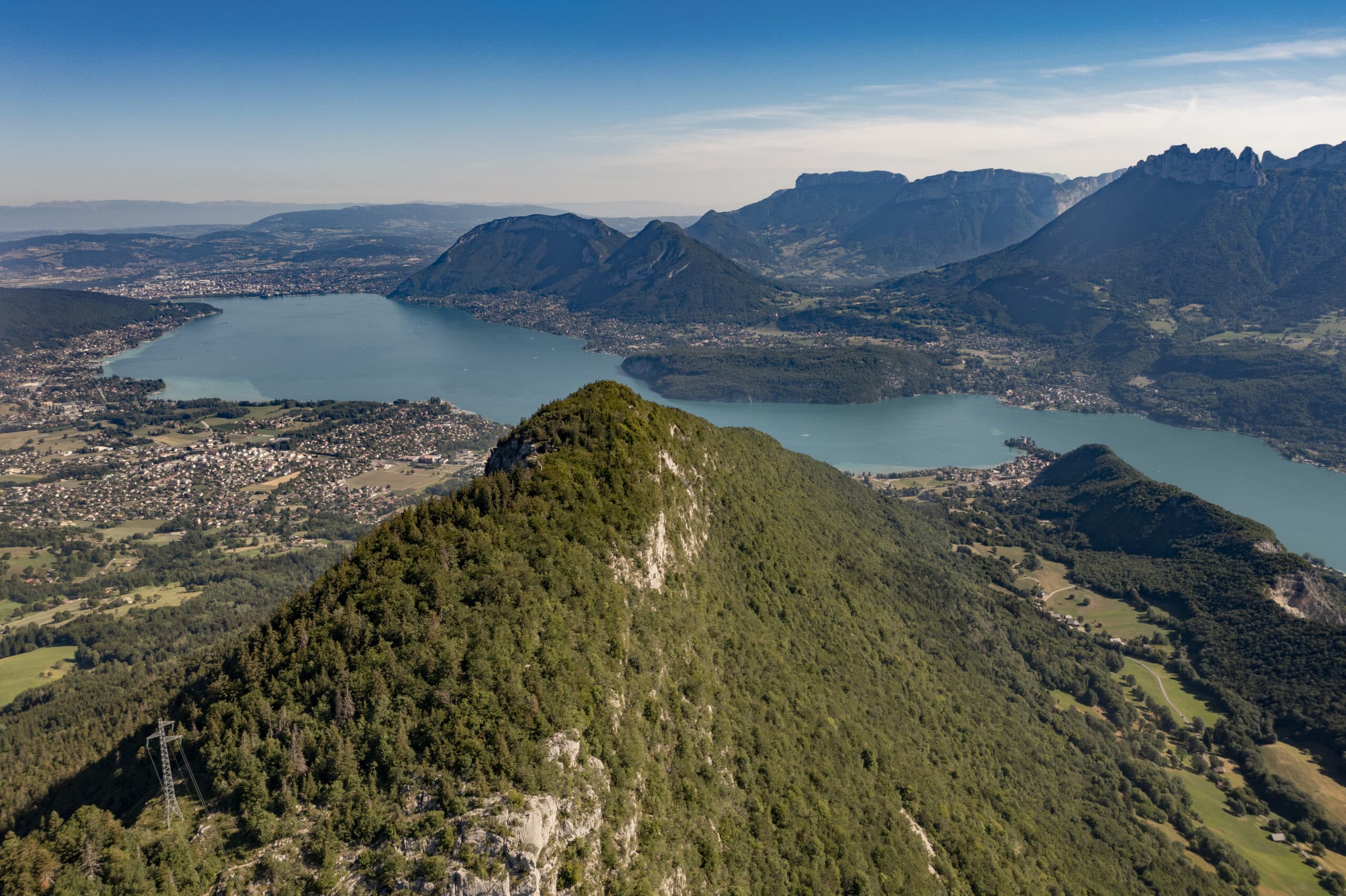 vue aérienne lac d'Annecy
