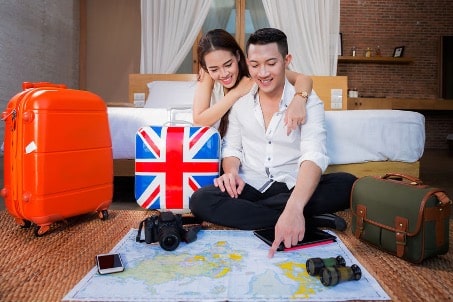 couple partant en voyage